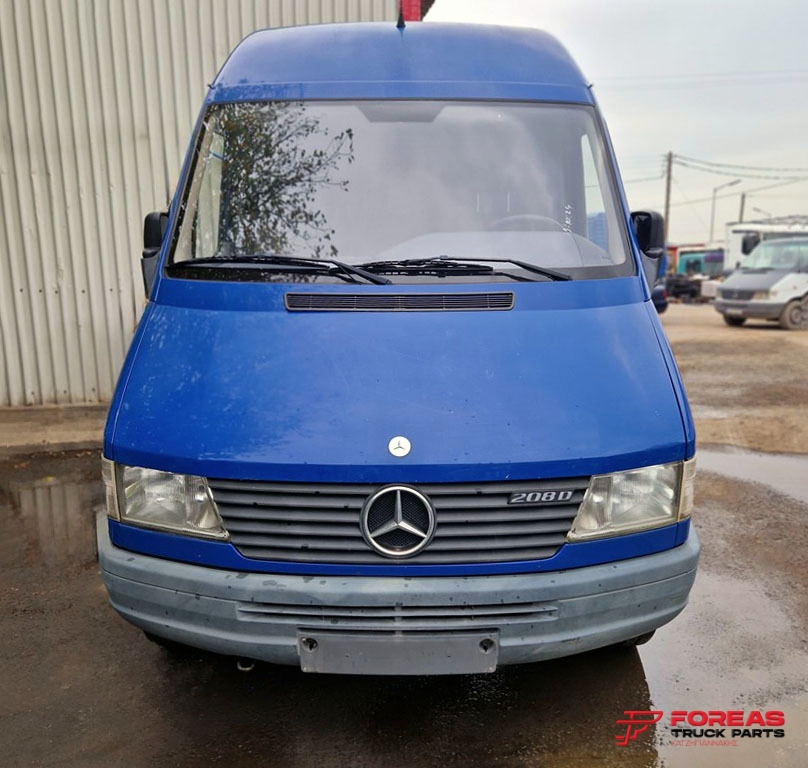 MERCEDES SPRINTER OM601 - Cabina para Furgoneta: foto 2 MERCEDES SPRINTER OM601 - Cabina para Furgoneta: foto 2