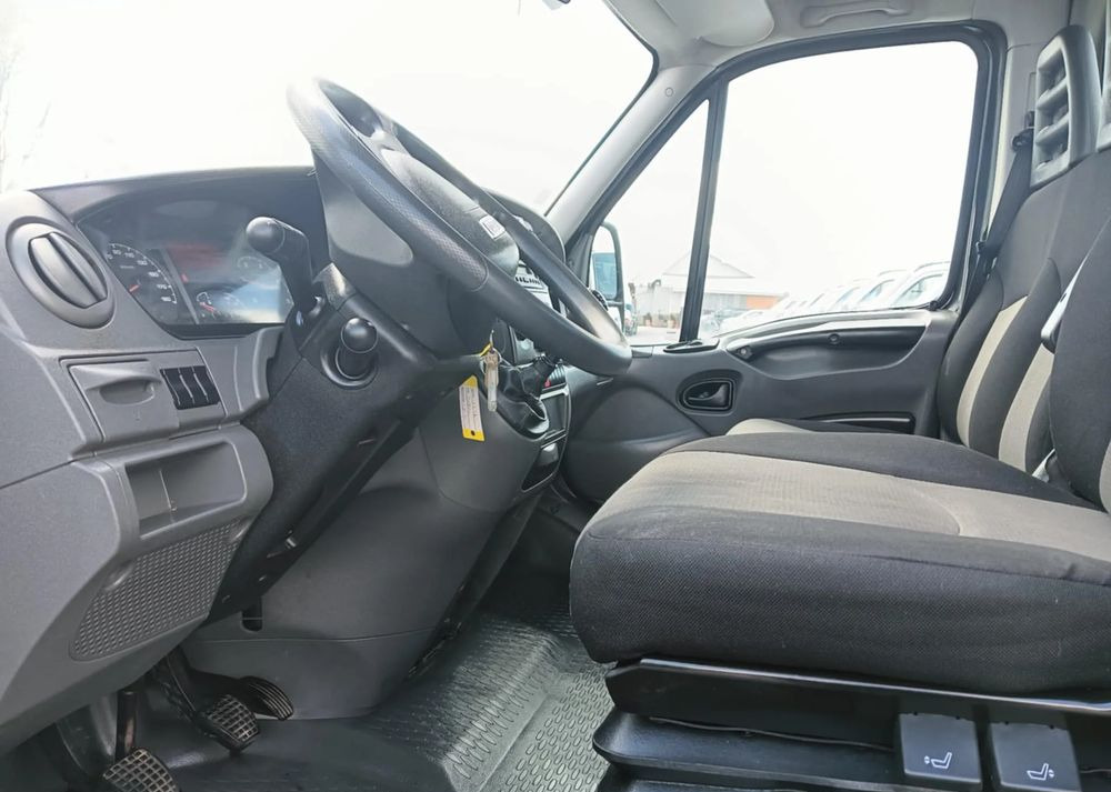 Camión chasis Iveco 35C13, 35C12, 35C15: foto 6