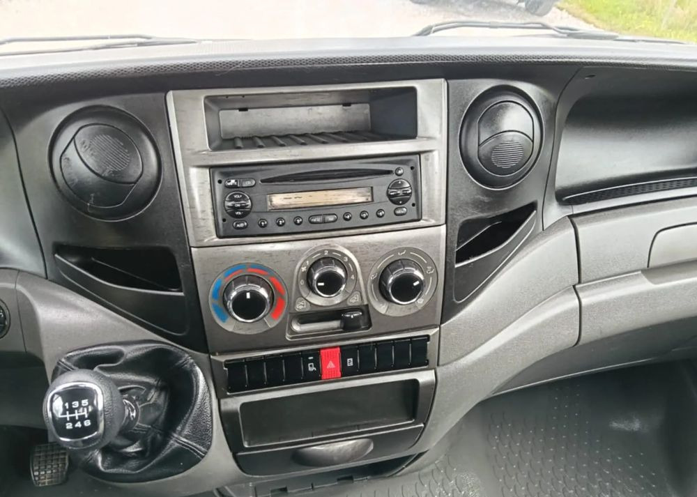 Camión chasis Iveco 35C13, 35C12, 35C15: foto 7