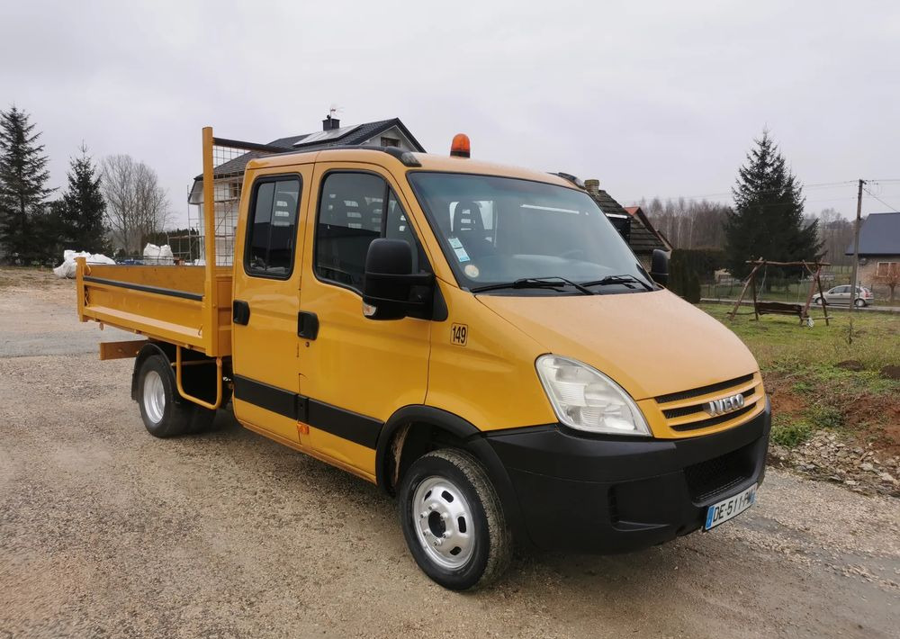 Iveco Daily 35C12 Brygadówka wywrotka Dubel hak kiper doka 35C13 - Furgoneta basculante: foto 1 Iveco Daily 35C12 Brygadówka wywrotka Dubel hak kiper doka 35C13 - Furgoneta basculante: foto 1