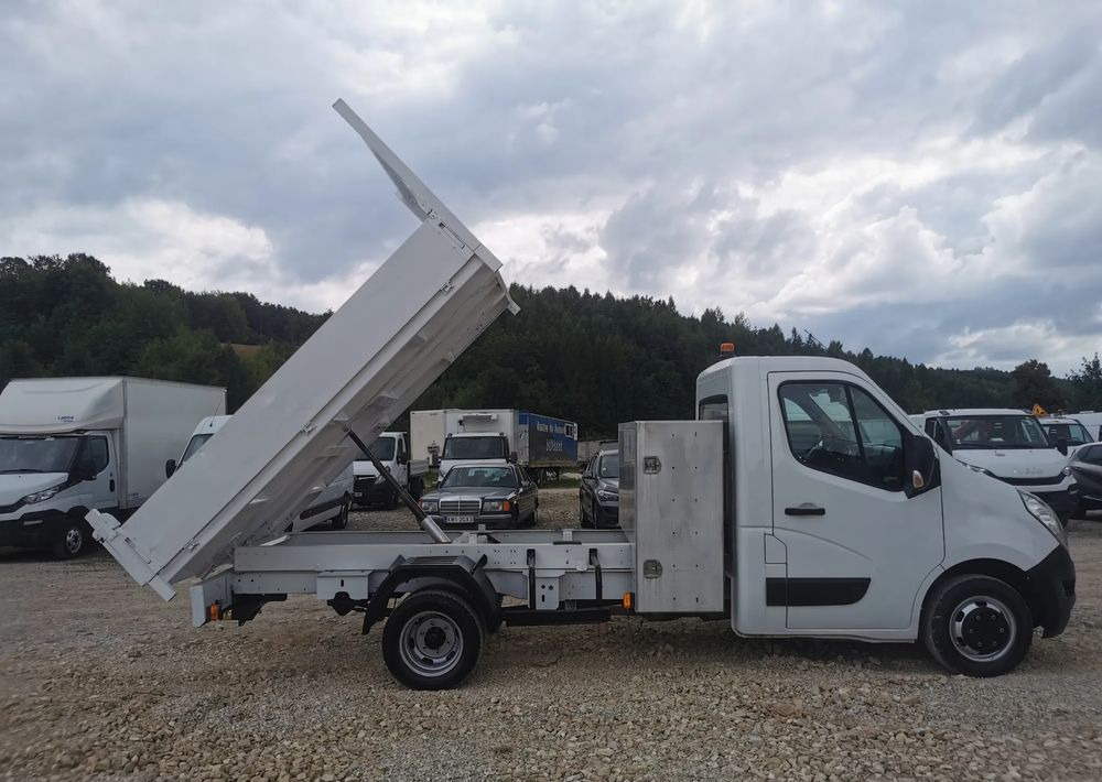 Renault Master Kiper wywrotka 2.3-145KM Hak Bliźniak klimatyzacja Kamera cofania - Furgoneta basculante: foto 2 Renault Master Kiper wywrotka 2.3-145KM Hak Bliźniak klimatyzacja Kamera cofania - Furgoneta basculante: foto 2