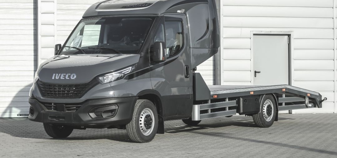 IVECO Daily - Grua de remolque autos: foto 1 IVECO Daily - Grua de remolque autos: foto 1