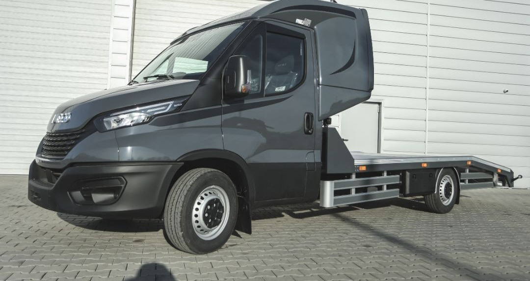 Grua de remolque autos IVECO Daily: foto 9