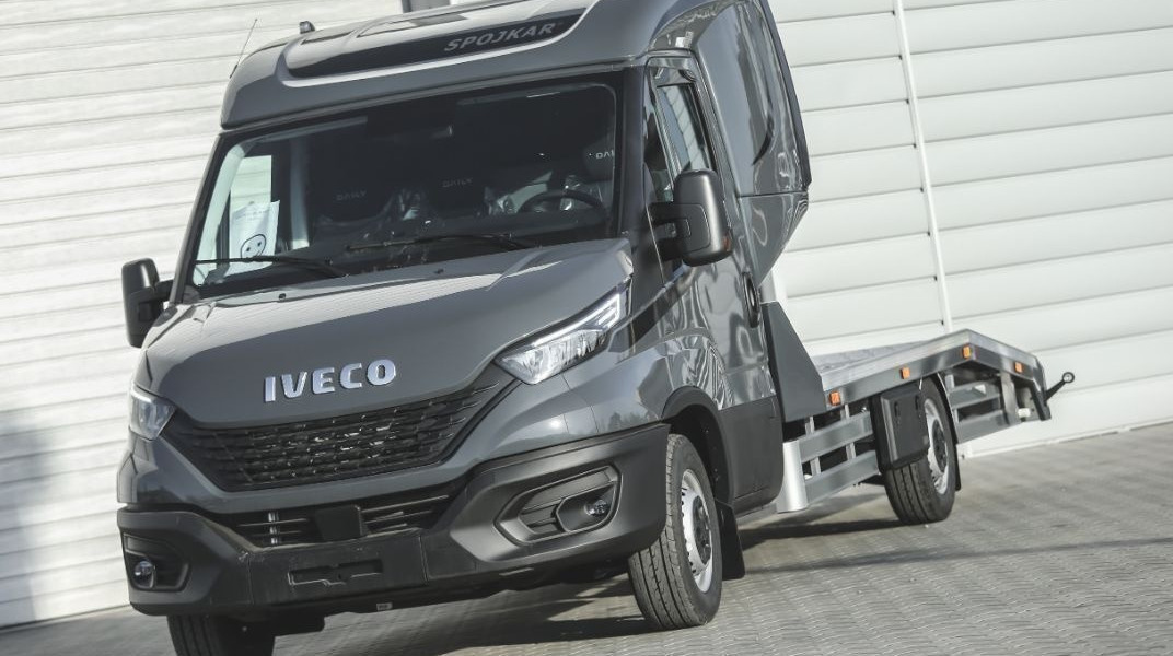 IVECO Daily - Grua de remolque autos: foto 4 IVECO Daily - Grua de remolque autos: foto 4