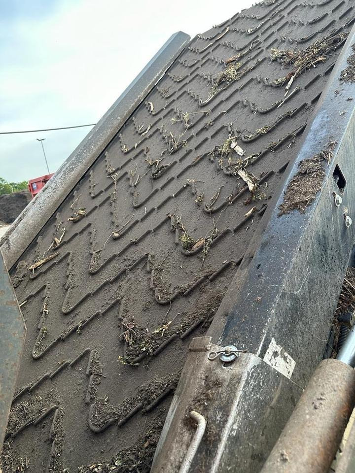 Doppstadt Ak 510 Bj 2014 mit nur 5.250 BH - Trituradora de residuos: foto 3 Doppstadt Ak 510 Bj 2014 mit nur 5.250 BH - Trituradora de residuos: foto 3