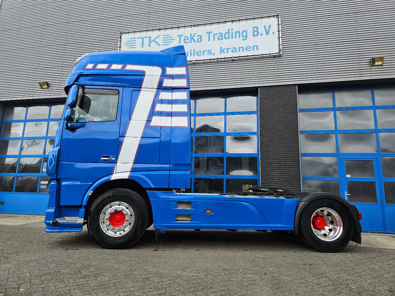 DAF XF 460 Special Lether Interior Navigatie Apk/TÜV Smart 2 tacho - Cabeza tractora: foto 3 DAF XF 460 Special Lether Interior Navigatie Apk/TÜV Smart 2 tacho - Cabeza tractora: foto 3