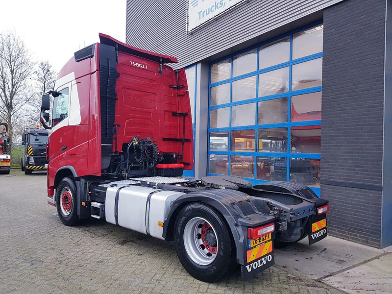 Volvo FH 460 Double Tank Apk TÜV - Cabeza tractora: foto 4 Volvo FH 460 Double Tank Apk TÜV - Cabeza tractora: foto 4