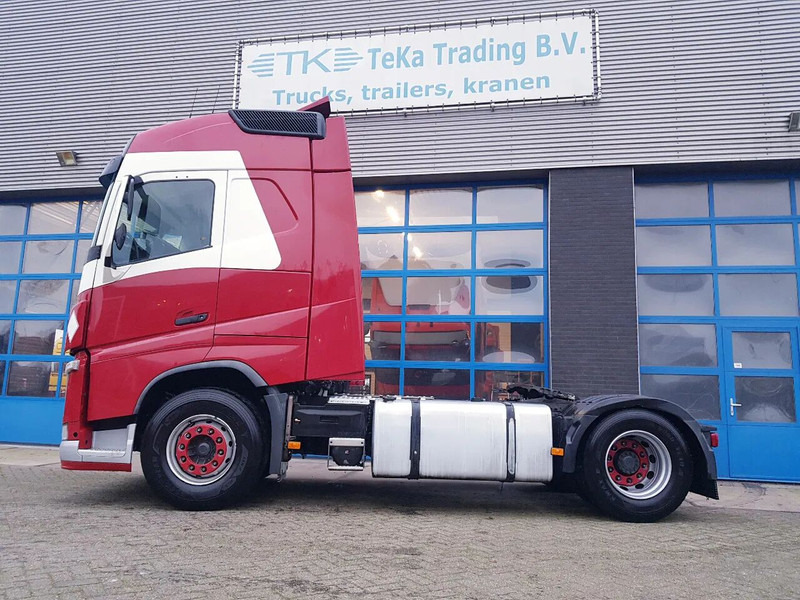 Volvo FH 460 Double Tank Apk TÜV - Cabeza tractora: foto 3 Volvo FH 460 Double Tank Apk TÜV - Cabeza tractora: foto 3