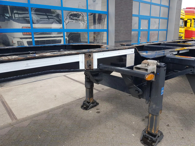 Semirremolque portacontenedore/ Intercambiable Renders 3DFCST multi chassis SAF Schijfremmen: foto 10 Semirremolque portacontenedore/ Intercambiable Renders 3DFCST multi chassis SAF Schijfremmen: foto 10