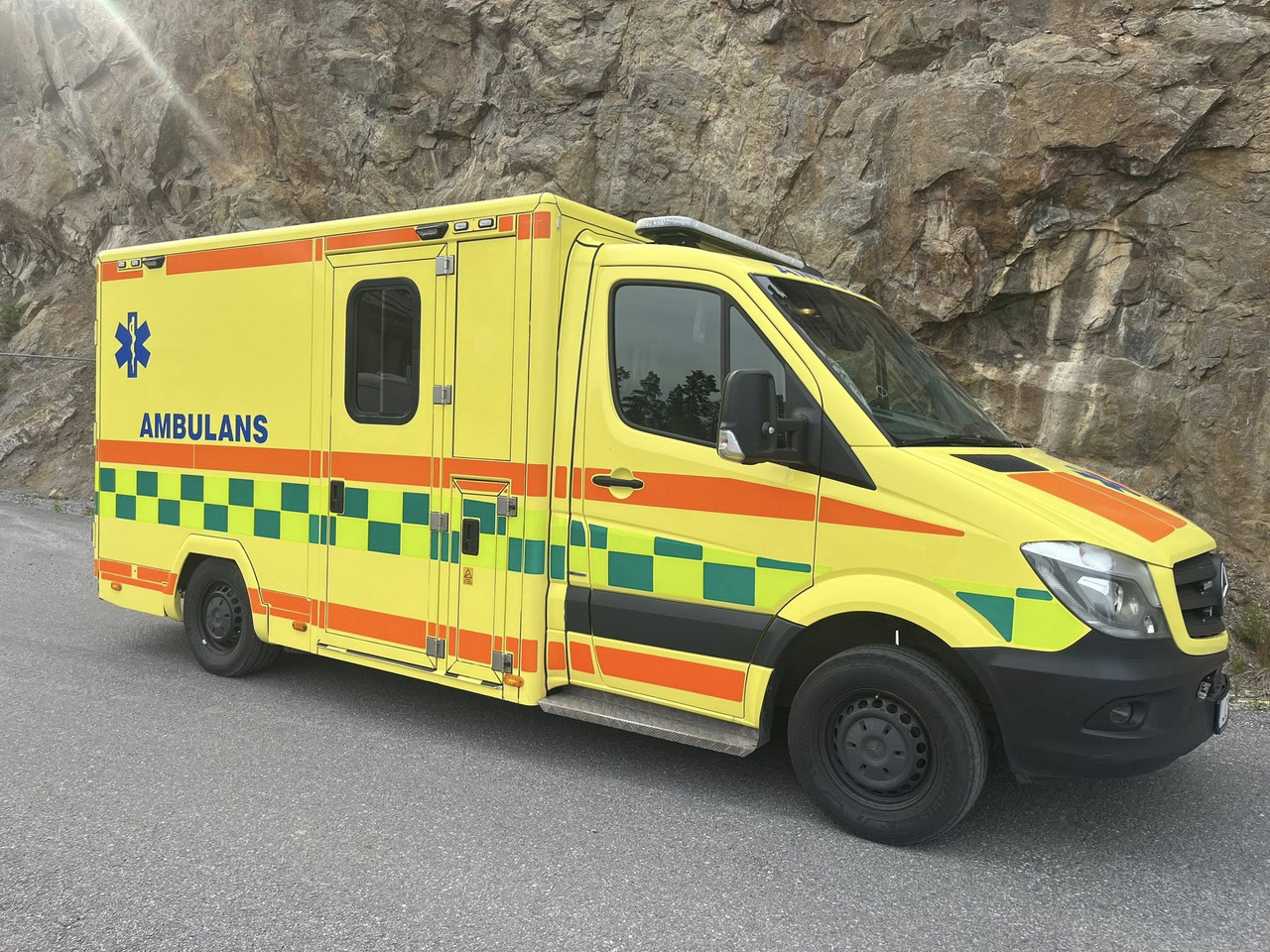 MERCEDES-BENZ Sprinter 319 - AMBULANCE - SOLD/SÅLD !!! - Ambulancia: foto 4 MERCEDES-BENZ Sprinter 319 - AMBULANCE - SOLD/SÅLD !!! - Ambulancia: foto 4