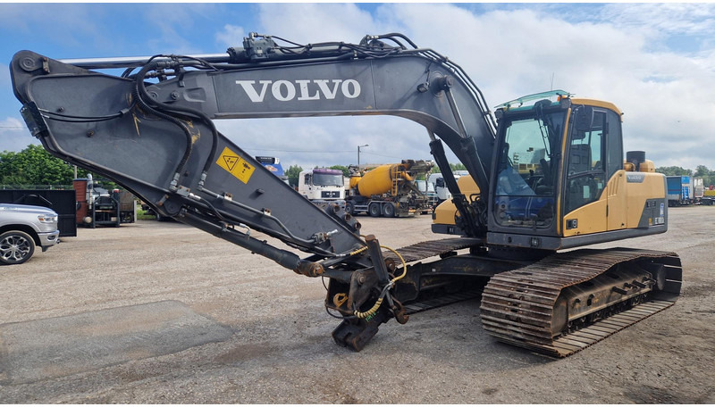 Volvo EC180DL - Excavadora de cadenas: foto 1 Volvo EC180DL - Excavadora de cadenas: foto 1