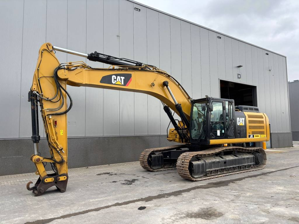 CAT 336F L XE (New Undercarriage)  - Excavadora de cadenas: foto 1 CAT 336F L XE (New Undercarriage)  - Excavadora de cadenas: foto 1