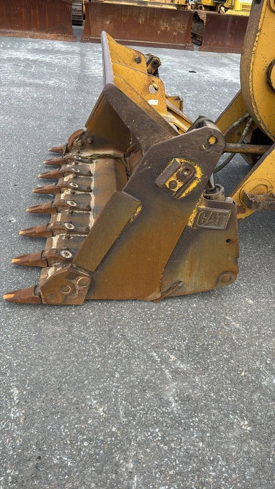 CAT 953 D (Under Preparation) - Cargadora de cadenas: foto 4 CAT 953 D (Under Preparation) - Cargadora de cadenas: foto 4