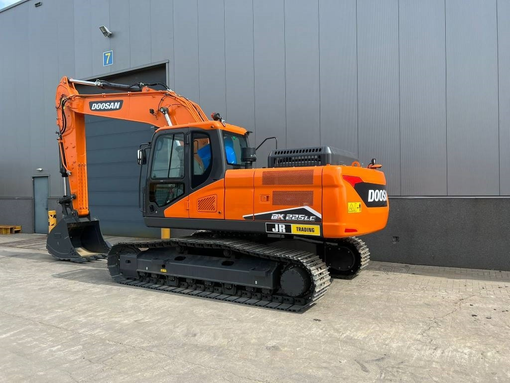 Doosan DX 225 LC-7M - Excavadora de cadenas: foto 3 Doosan DX 225 LC-7M - Excavadora de cadenas: foto 3