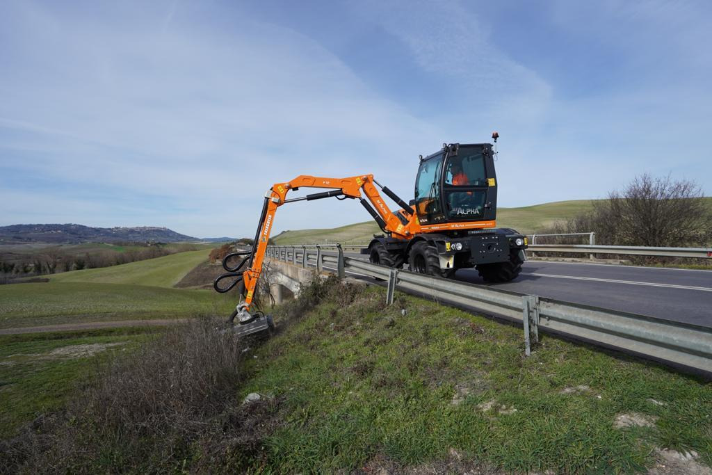 Energreen ILF Alpha F12 - Desbrozadora de brazo: foto 1 Energreen ILF Alpha F12 - Desbrozadora de brazo: foto 1