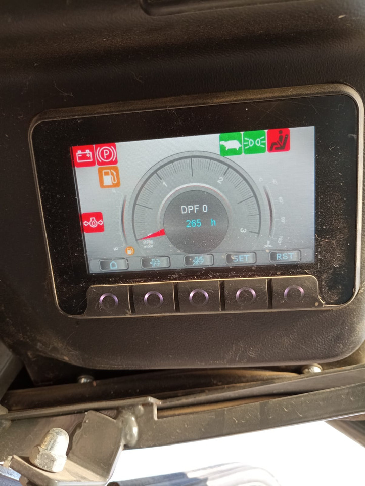 Messersi CTL45 - Minicargadora de cadenas: foto 5 Messersi CTL45 - Minicargadora de cadenas: foto 5