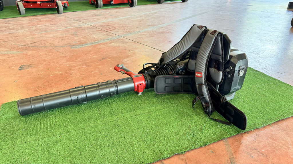 Toro – Zaino e soffiatore Revolution 66200 - Maquinaria de jardinería: foto 5 Toro – Zaino e soffiatore Revolution 66200 - Maquinaria de jardinería: foto 5