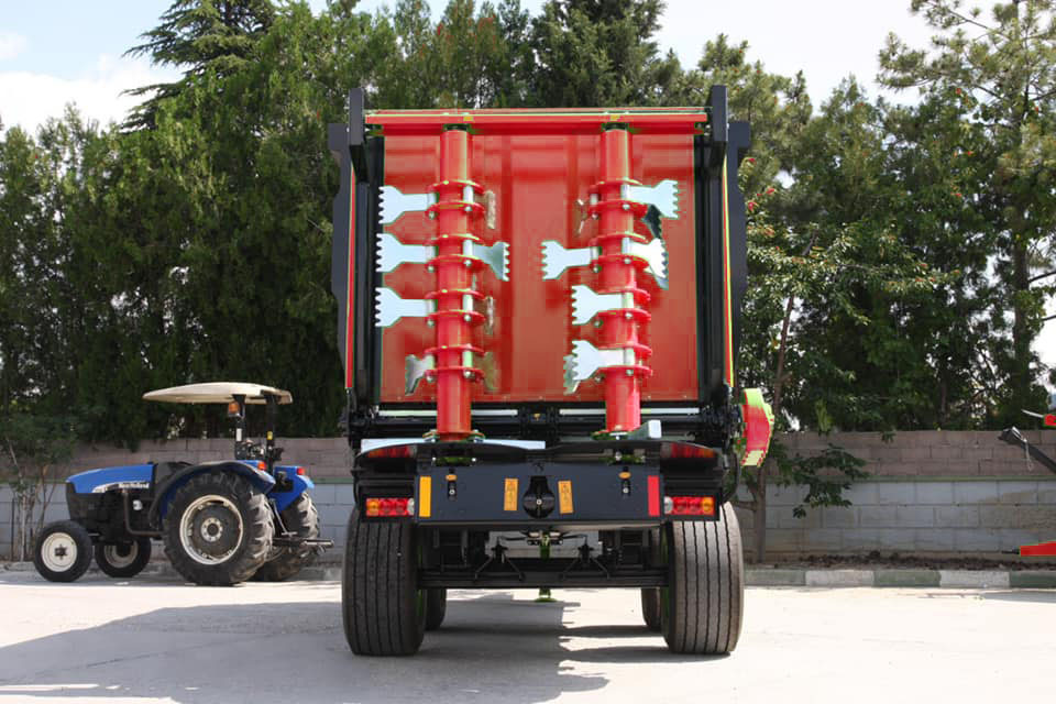 Novatar Manure Spreader Trailer 20 M3 - Esparcidor de estiércol: foto 2 Novatar Manure Spreader Trailer 20 M3 - Esparcidor de estiércol: foto 2
