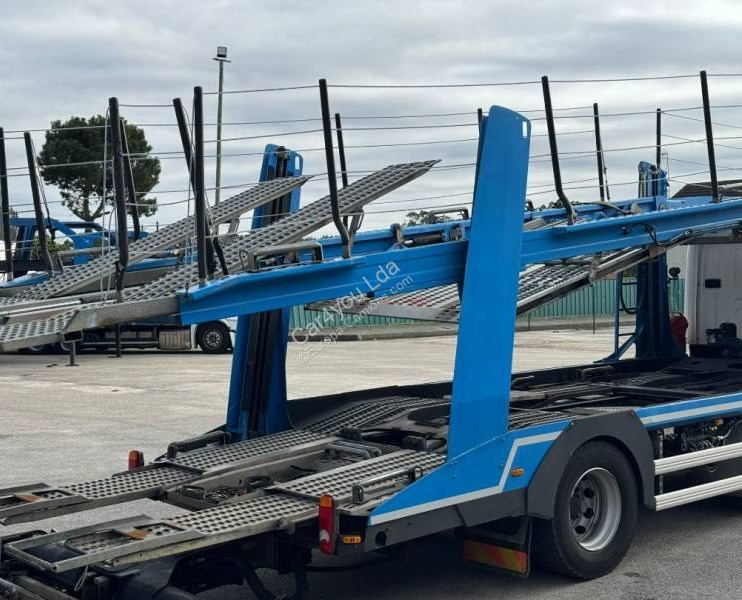 Scania P 450 - Camión portavehículos: foto 4 Scania P 450 - Camión portavehículos: foto 4