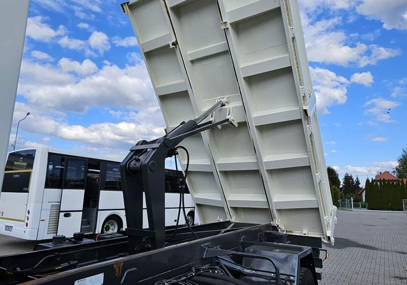 DAF LF 55.220 / SPROWADZONY Z FRANCJI / 119 000 KM - Camión volquete: foto 4 DAF LF 55.220 / SPROWADZONY Z FRANCJI / 119 000 KM - Camión volquete: foto 4