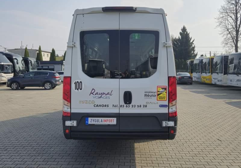Iveco A60C15 / SPROWADZONE / EURO 6 / 39 000 KM - Minibús, Furgoneta de pasajeros: foto 5 Iveco A60C15 / SPROWADZONE / EURO 6 / 39 000 KM - Minibús, Furgoneta de pasajeros: foto 5