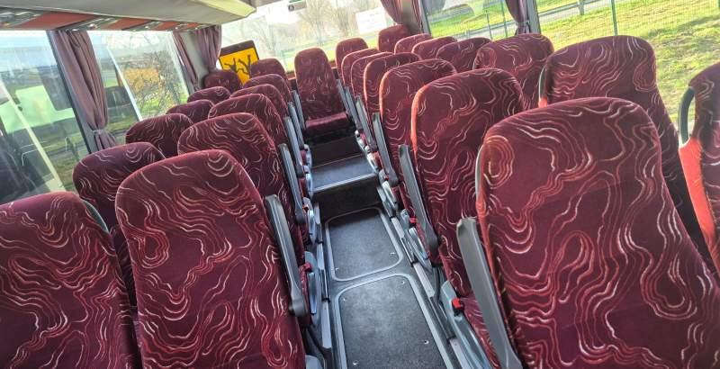 Mercedes-Benz TOURISMO RH / SPROWADZONY / MANUAL / EURO 5 - Autocar: foto 4 Mercedes-Benz TOURISMO RH / SPROWADZONY / MANUAL / EURO 5 - Autocar: foto 4