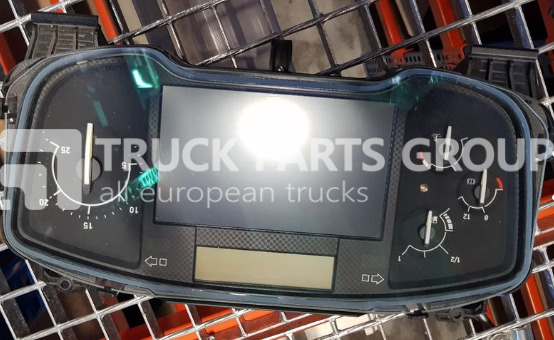 RENAULT EURO6 instrument panel, dashboard, instrument clu dashboard - Salpicadero para Camión: foto 1 RENAULT EURO6 instrument panel, dashboard, instrument clu dashboard - Salpicadero para Camión: foto 1