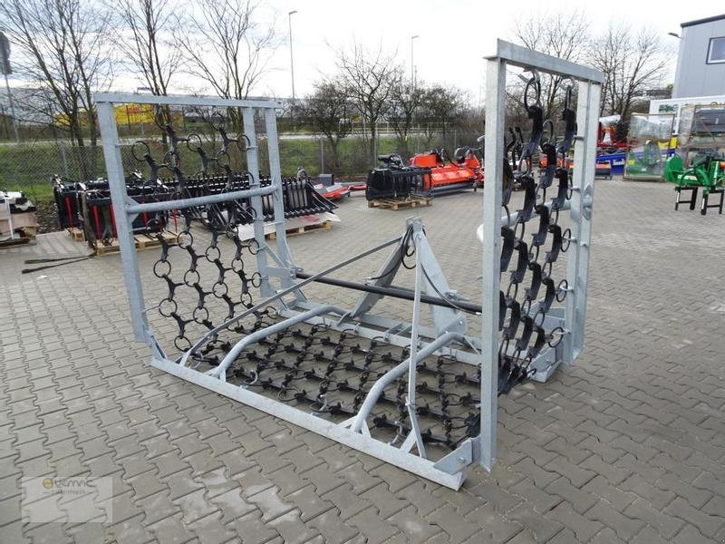 Rastra de cadenas nuevo Vemac Wiesenschleppe 6m 600cm hydraulisch Schleppe Egge Striegel NEU: foto 6 Rastra de cadenas nuevo Vemac Wiesenschleppe 6m 600cm hydraulisch Schleppe Egge Striegel NEU: foto 6