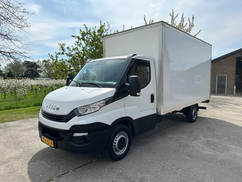 Iveco Daily 35S16 / 160 PK / LAADKLEP / AIRCO / NIEUWE VOORBANDEN / NIEUWE APK! - Furgoneta caja cerrada: foto 1 Iveco Daily 35S16 / 160 PK / LAADKLEP / AIRCO / NIEUWE VOORBANDEN / NIEUWE APK! - Furgoneta caja cerrada: foto 1