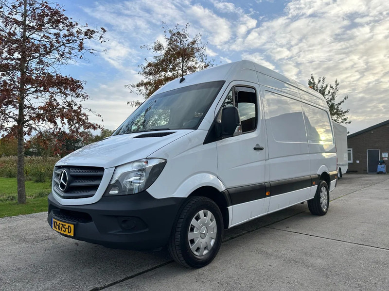 Mercedes-Benz Sprinter 313 CDI / L2H2 / AUTOMAAT / NL BUS / 130 PK / 2-ZITS / CC / AIRCO / CAMERA - Furgón: foto 1 Mercedes-Benz Sprinter 313 CDI / L2H2 / AUTOMAAT / NL BUS / 130 PK / 2-ZITS / CC / AIRCO / CAMERA - Furgón: foto 1