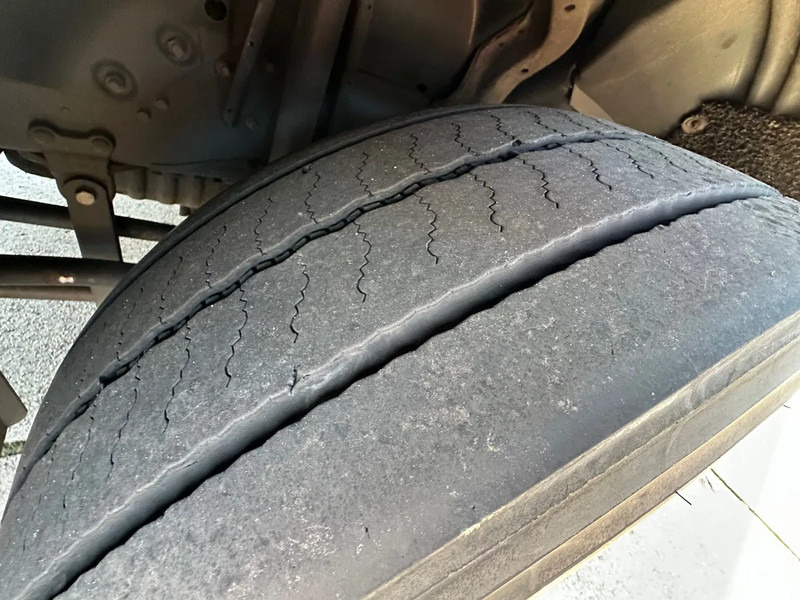 Scania P280 / NL TRUCK / EURO 6 / FULL AIR / CARRIER SUPRA 1250 / TOPCONDITION / LIFT+DOORS - Camión frigorífico: foto 5 Scania P280 / NL TRUCK / EURO 6 / FULL AIR / CARRIER SUPRA 1250 / TOPCONDITION / LIFT+DOORS - Camión frigorífico: foto 5