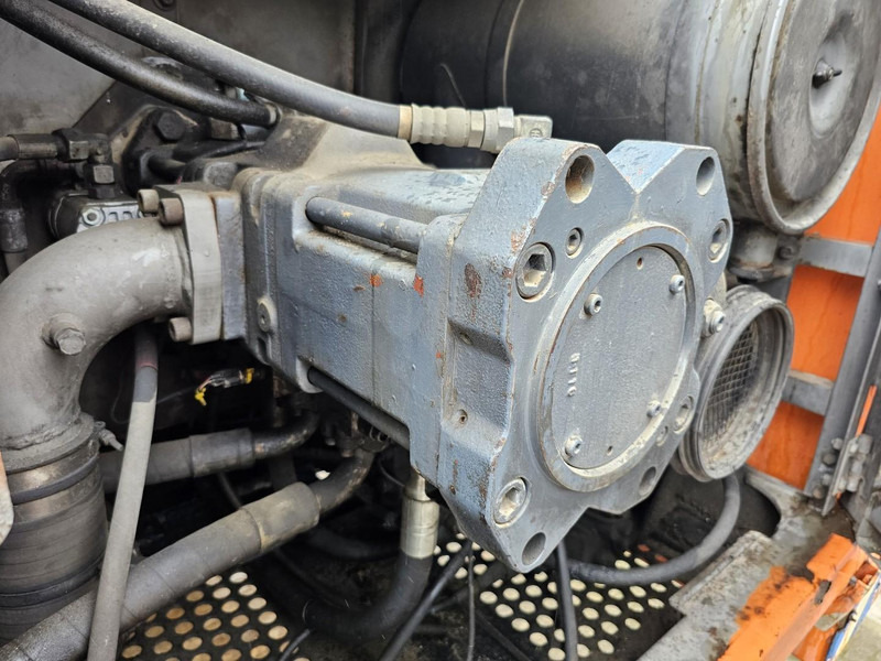 Excavadora de cadenas Hitachi EX800H-5: foto 13