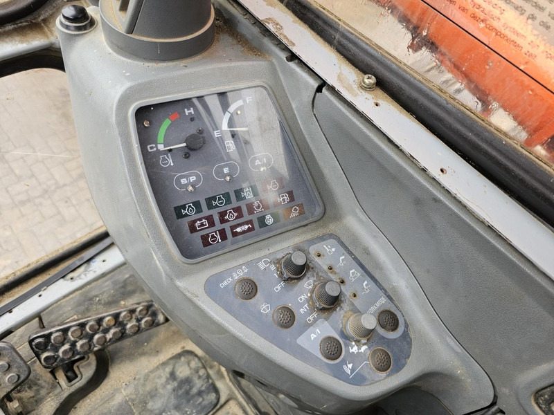 Excavadora de cadenas Hitachi EX800H-5: foto 18