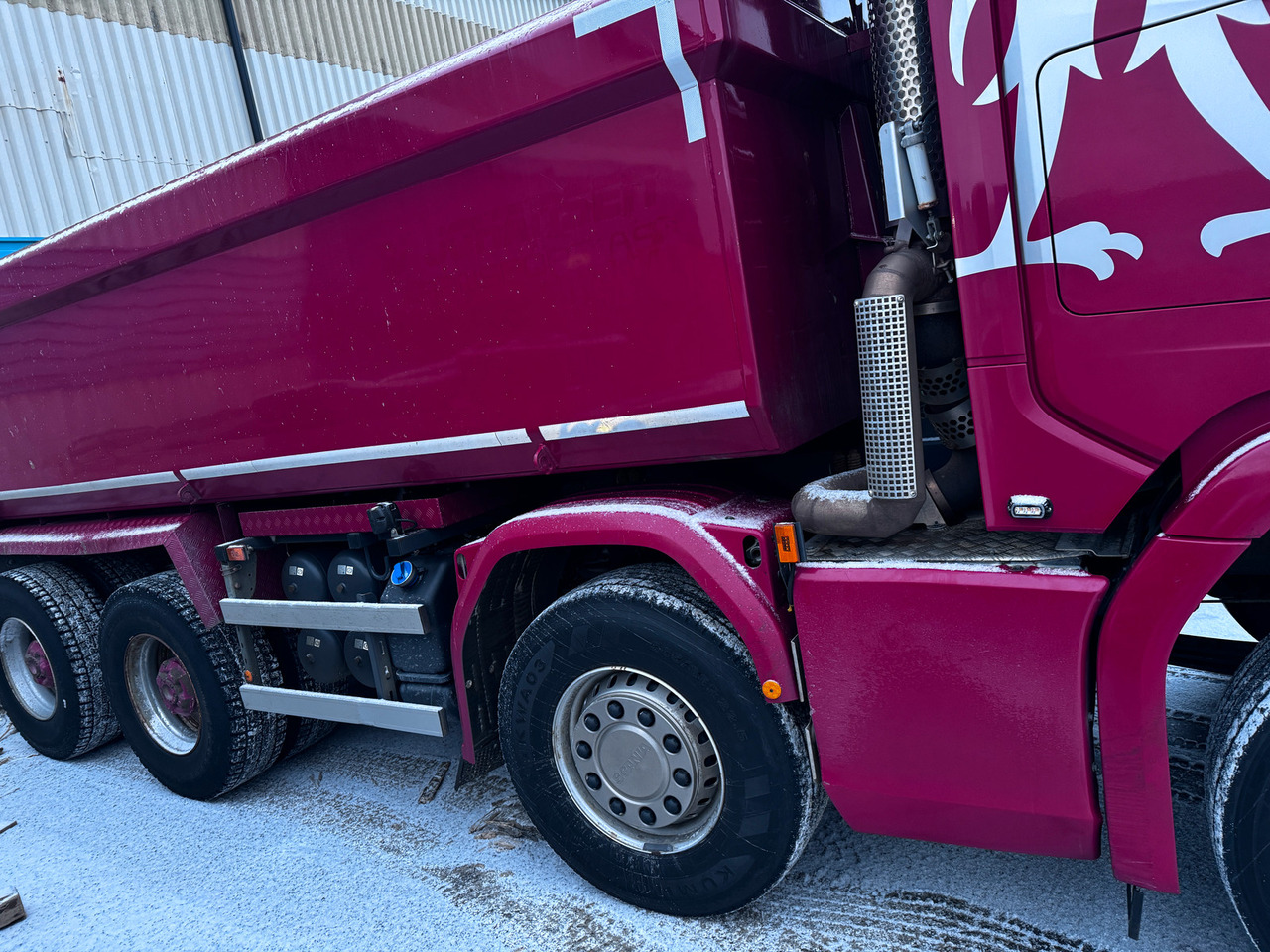 Scania R540 8x4 Full Steel Retarder - Camión volquete: foto 4 Scania R540 8x4 Full Steel Retarder - Camión volquete: foto 4