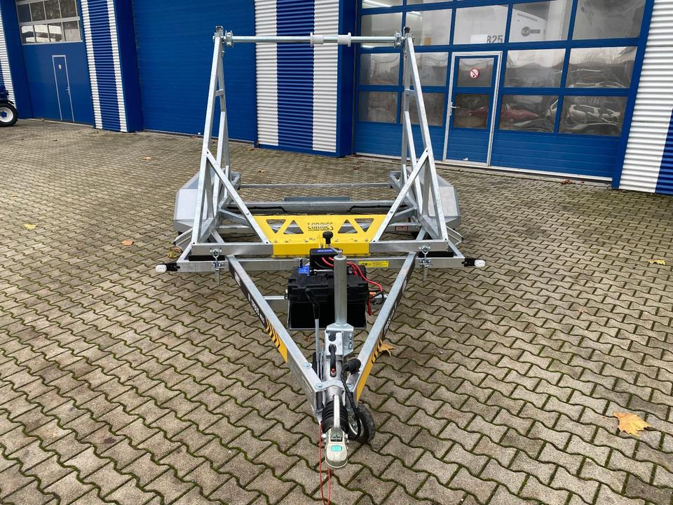 Lorries Kabeltrommel-Anhänger 3500KG mit E-Winde *INKL.19% MWST.*Kabelanhänger Sofort Verfügbar! - Remolque portabobinas: foto 4 Lorries Kabeltrommel-Anhänger 3500KG mit E-Winde *INKL.19% MWST.*Kabelanhänger Sofort Verfügbar! - Remolque portabobinas: foto 4