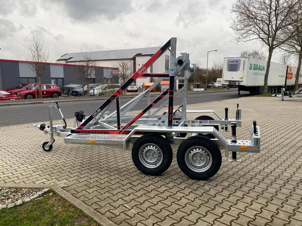 Vermietung / Kabelanhänger 3500KG / Nutzlast 2766KG / Kabeltrommel-Anhänger / Glasfaser/ 1 Woche - Remolque portabobinas: foto 4 Vermietung / Kabelanhänger 3500KG / Nutzlast 2766KG / Kabeltrommel-Anhänger / Glasfaser/ 1 Woche - Remolque portabobinas: foto 4