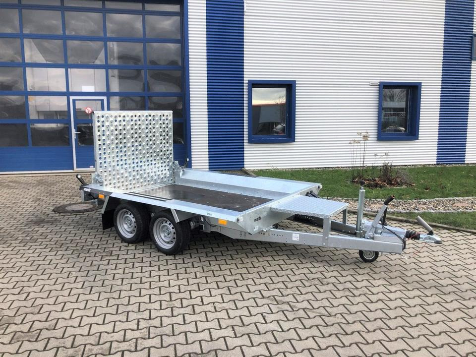 Vermietung / Tieflader 2700KG / Anhänger / ab 3 Tage / Auffahrrampe / Schaufelablage - Remolque porta maquinaria: foto 2 Vermietung / Tieflader 2700KG / Anhänger / ab 3 Tage / Auffahrrampe / Schaufelablage - Remolque porta maquinaria: foto 2