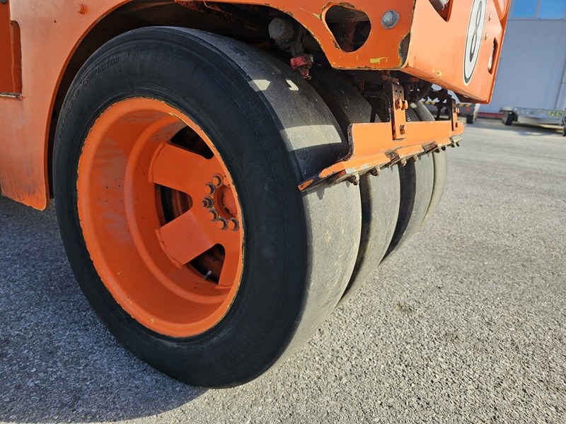 Compactador mixto BOMAG BW100AC-4: foto 14