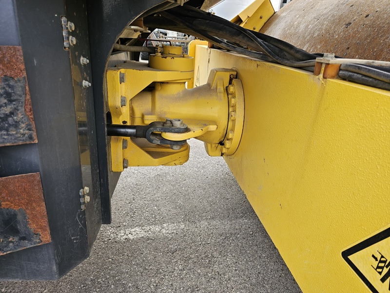 Compactador BOMAG BW213DH-4 BVC: foto 13 Compactador BOMAG BW213DH-4 BVC: foto 13