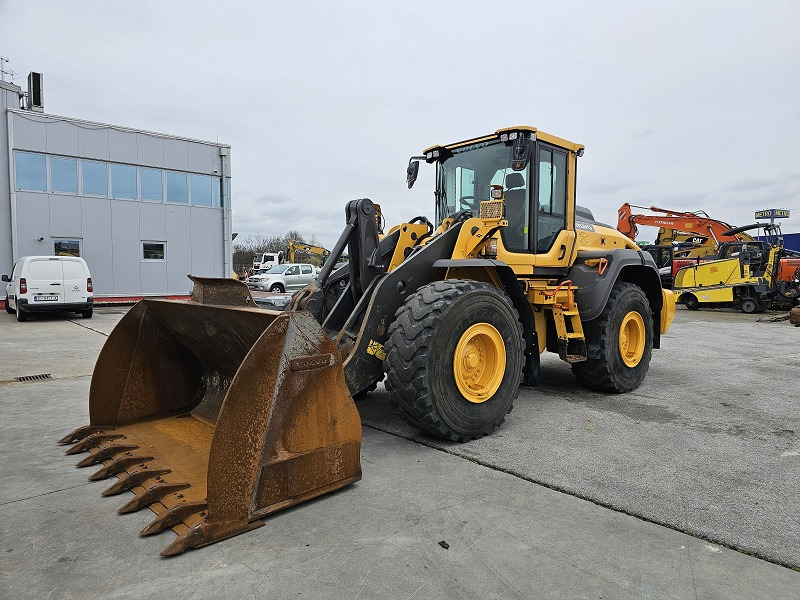 Volvo L120H - Cargadora de ruedas: foto 1 Volvo L120H - Cargadora de ruedas: foto 1
