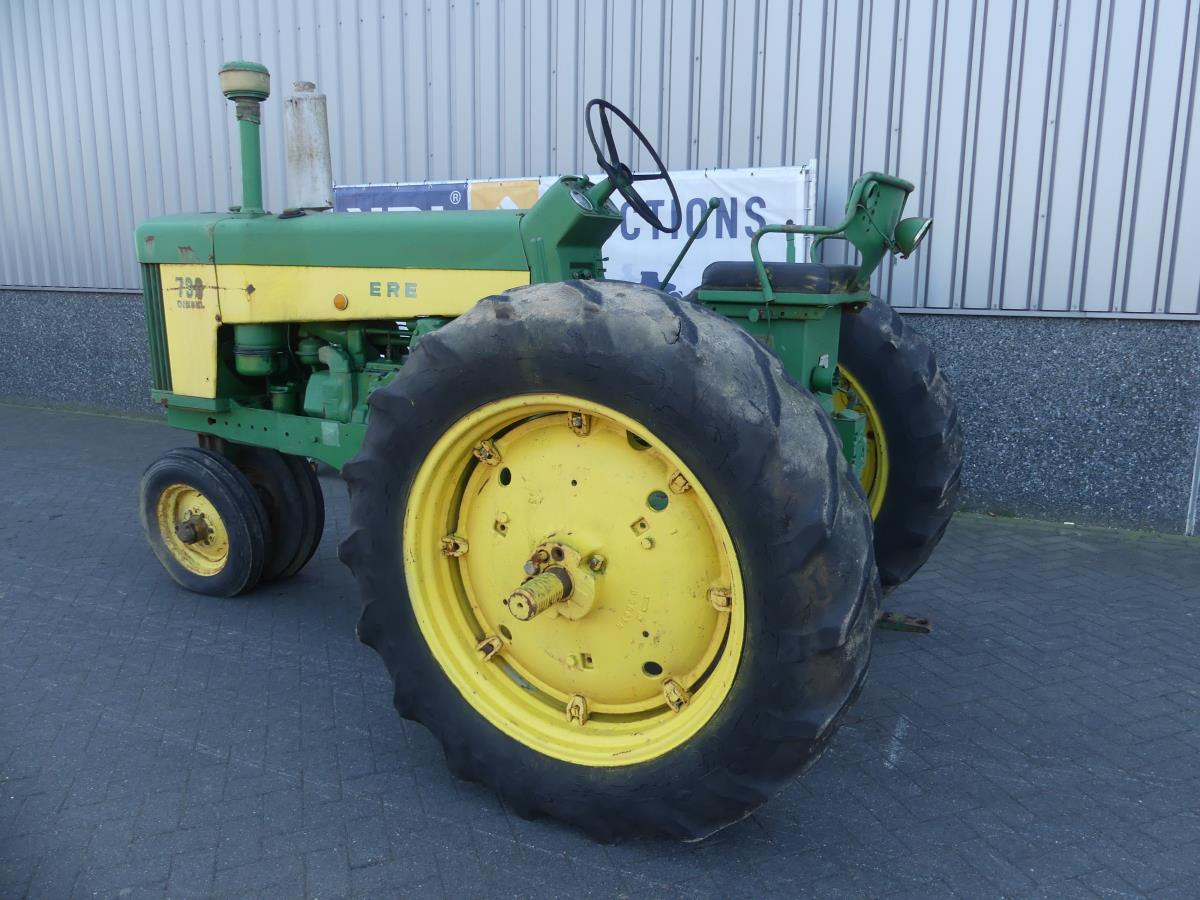John-Deere 730 - Tractor: foto 5 John-Deere 730 - Tractor: foto 5