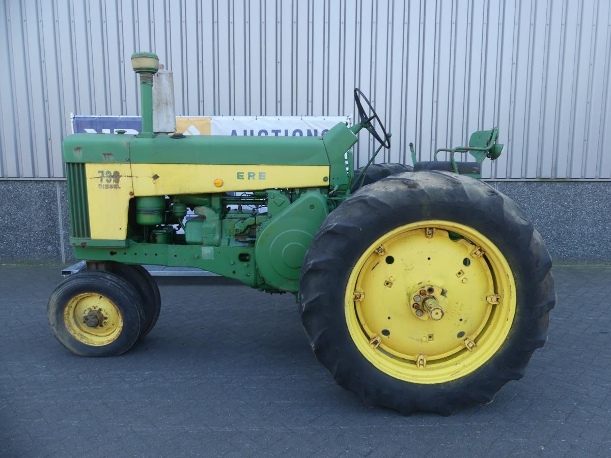 John-Deere 730 - Tractor: foto 4 John-Deere 730 - Tractor: foto 4