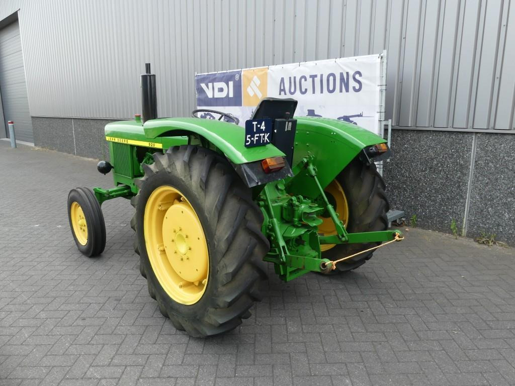 John Deere 920 - Tractor: foto 4 John Deere 920 - Tractor: foto 4