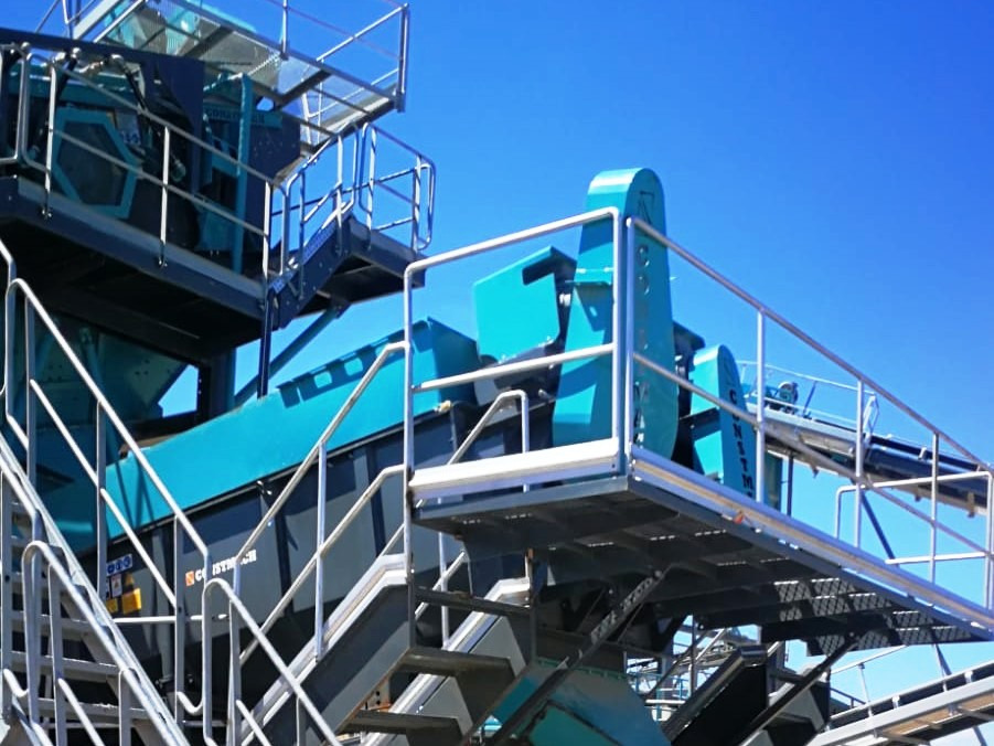 CONSTMACH Log Washer – Powerful Cleaning Solution for Coarse and Clay-Bound Materials - Cribadora: foto 1 CONSTMACH Log Washer – Powerful Cleaning Solution for Coarse and Clay-Bound Materials - Cribadora: foto 1