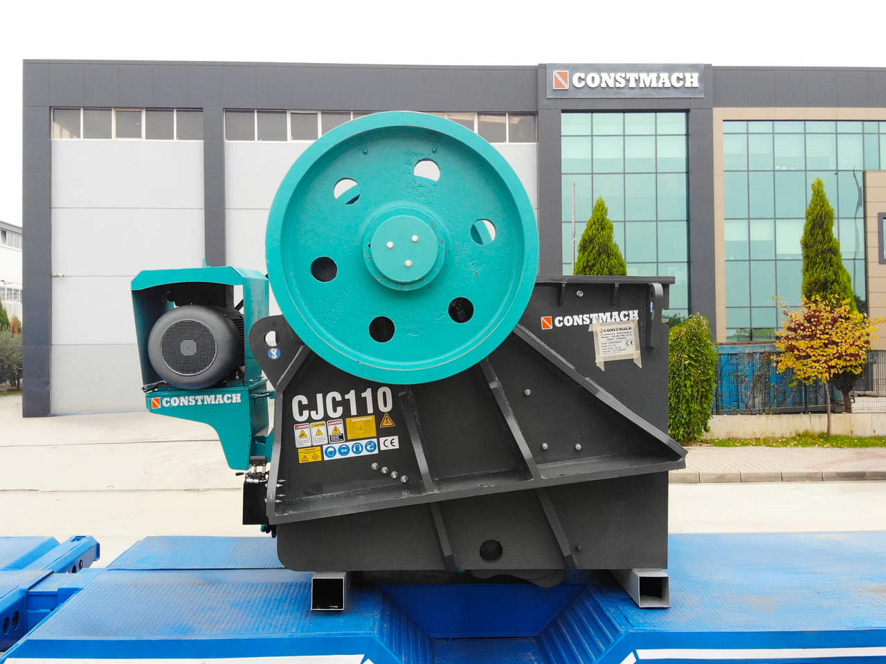Constmach 420-850 Tph Jaw Crusher Best Price - Trituradora de mandíbula: foto 4 Constmach 420-850 Tph Jaw Crusher Best Price - Trituradora de mandíbula: foto 4