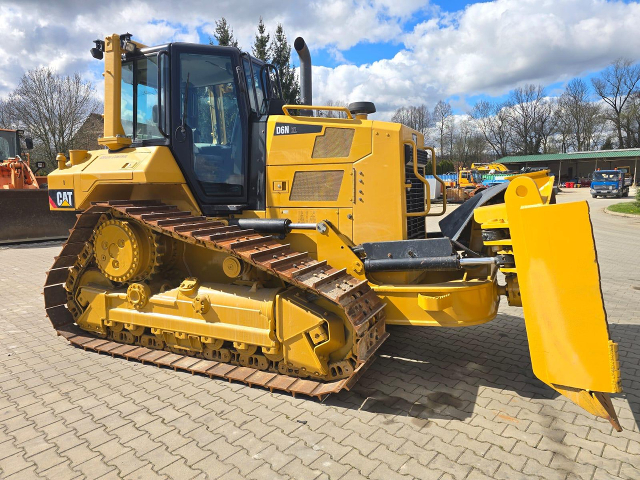 CATERPILLAR D 6 N XL - Bulldozer: foto 5 CATERPILLAR D 6 N XL - Bulldozer: foto 5