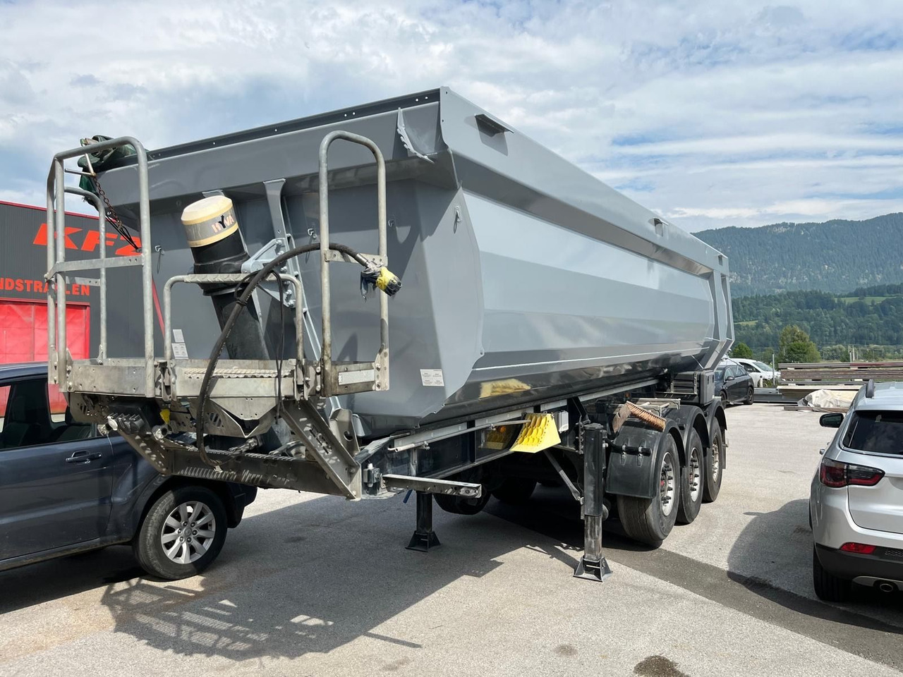 Schwarzmüller Hardox - Semirremolque volquete: foto 2 Schwarzmüller Hardox - Semirremolque volquete: foto 2