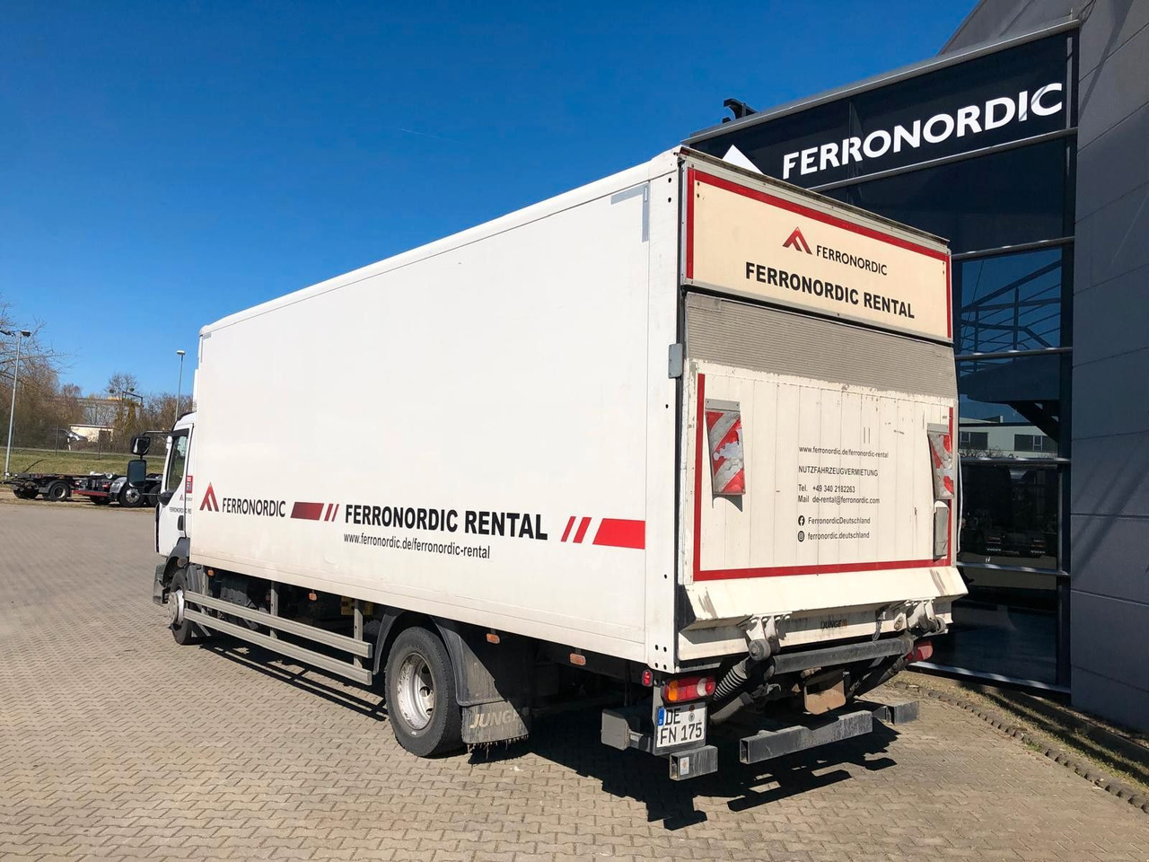 Renault D16.280 Klima*LBW*AHK*Blatt/Luft*Service neu - Camión caja cerrada: foto 4 Renault D16.280 Klima*LBW*AHK*Blatt/Luft*Service neu - Camión caja cerrada: foto 4