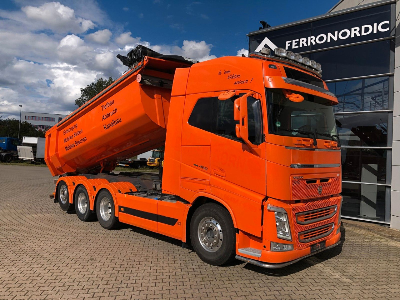 Volvo FH460 8x4 Tridem*Lift+LenkAchse*ALU*AHK*VollLuft - Camión volquete: foto 2 Volvo FH460 8x4 Tridem*Lift+LenkAchse*ALU*AHK*VollLuft - Camión volquete: foto 2