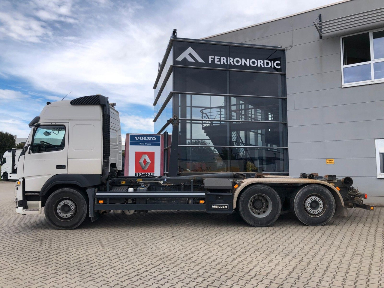 Volvo FM450 6x2 AbrollkipperMeiller*Lift+LenkAchse*AHK - Camión multibasculante: foto 3 Volvo FM450 6x2 AbrollkipperMeiller*Lift+LenkAchse*AHK - Camión multibasculante: foto 3